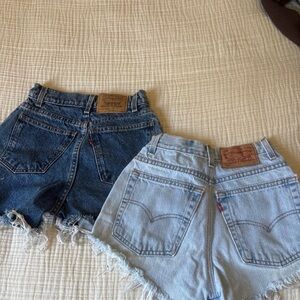 Levi's Women's Jean Shorts - Dark Blue and Light Blue
abercrombie bodysuit xxs